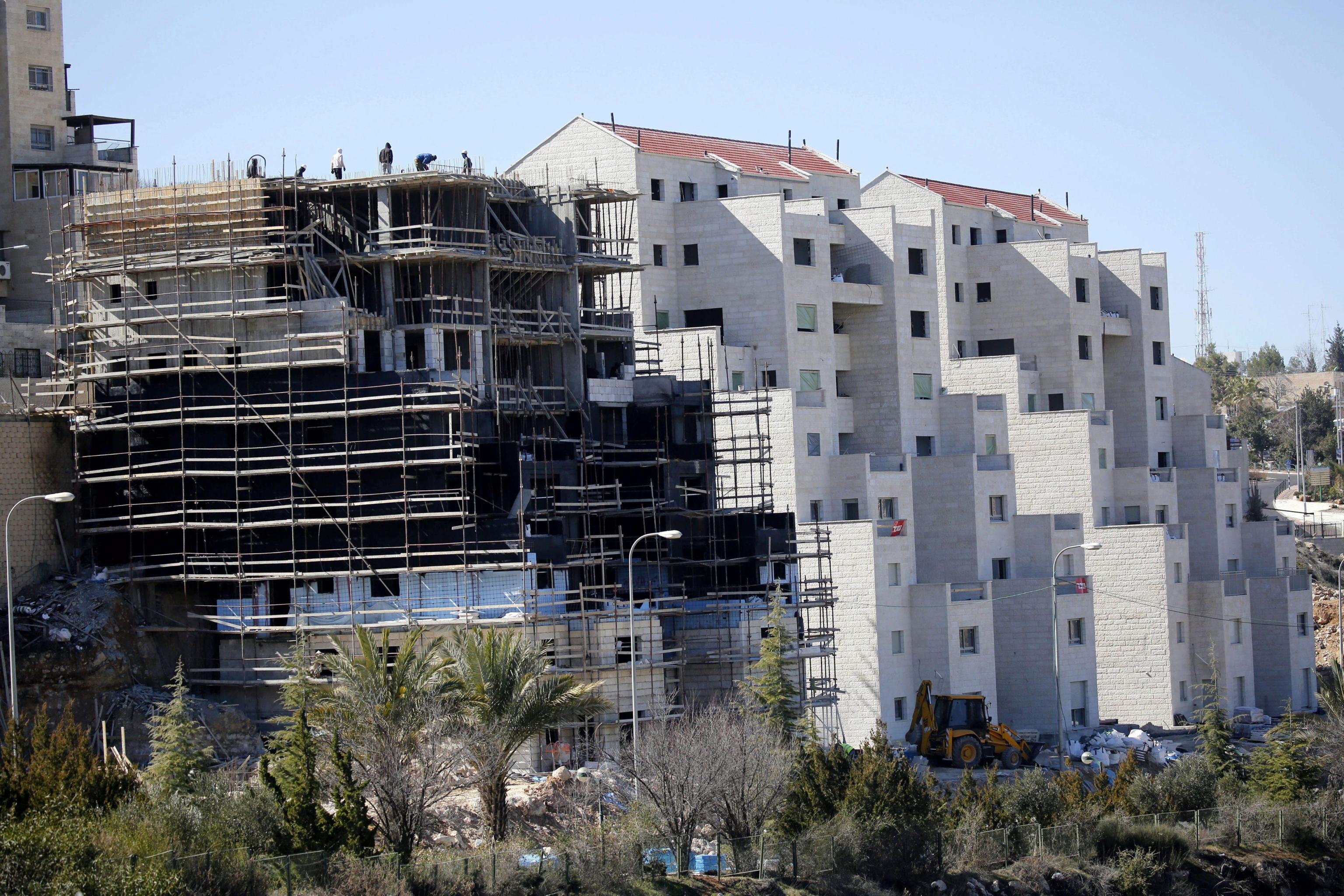 Airbnb si ritira da colonie, ira Israele