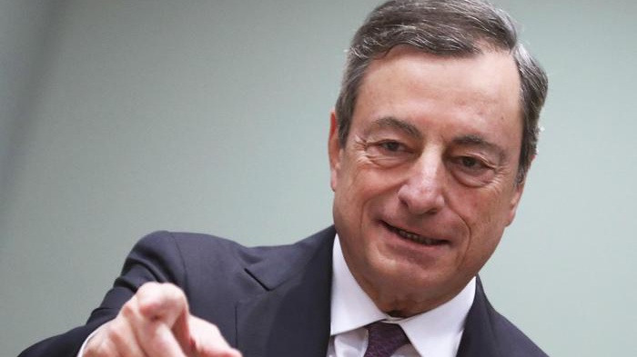 Pressing di Draghi sull'Italia: 'Su debito serve responsabilità'
