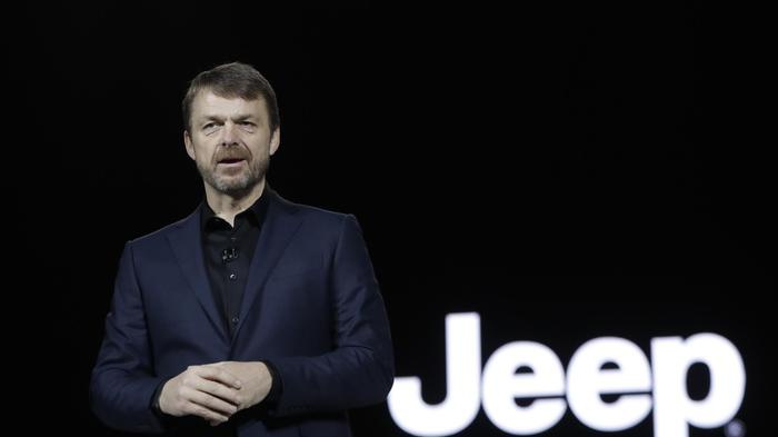 Fca, Manley: 'Rivediamo il piano in Italia dopo ecotassa'
