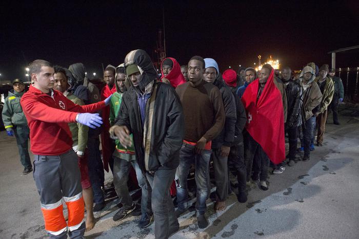 Migranti: arrivi in Europa raddoppiati