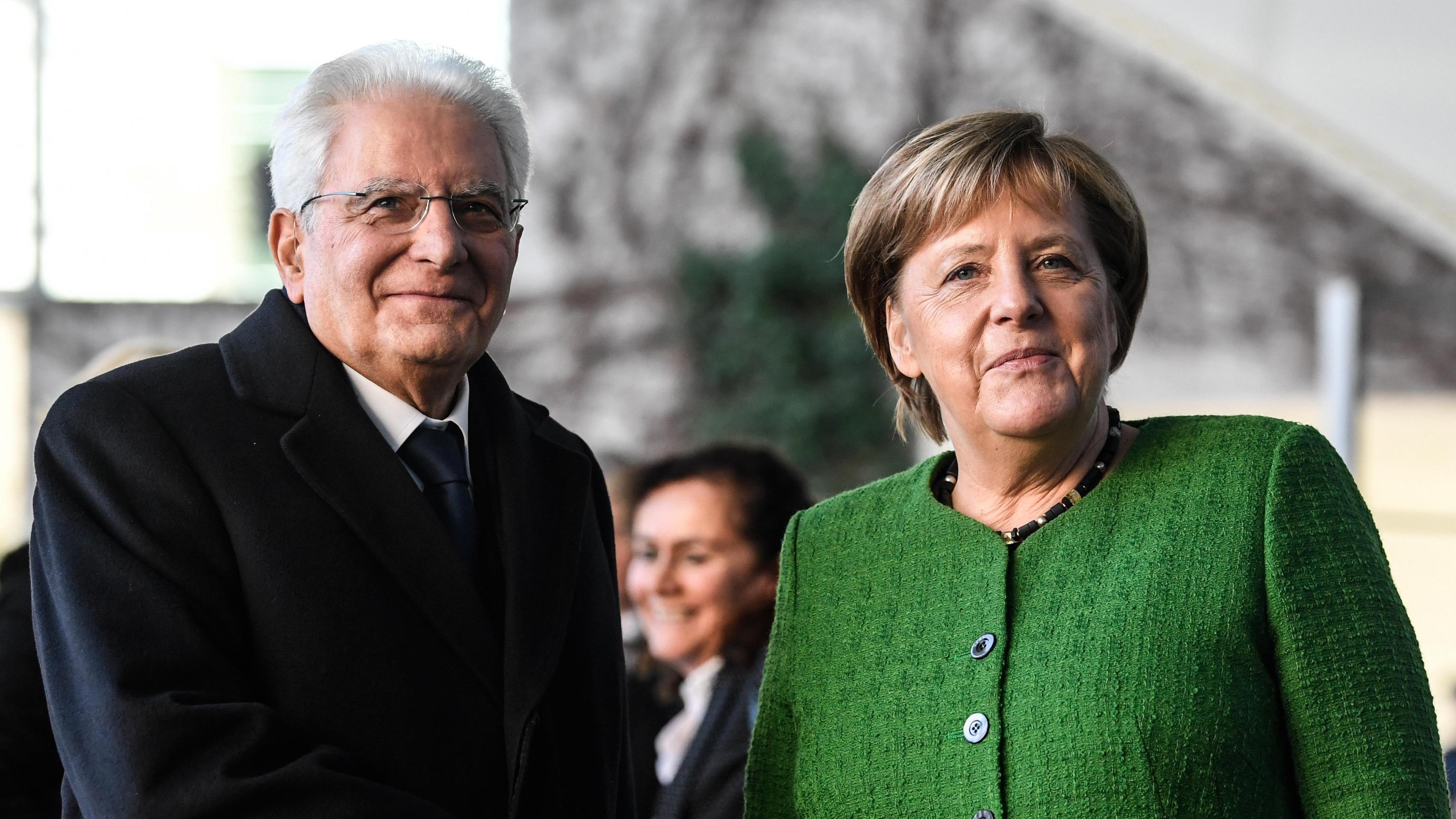 Libia: Merkel, bene linea italiana