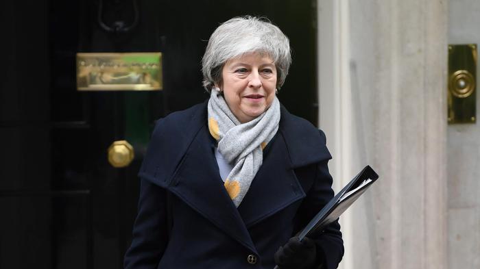 Brexit, il no di Westminster. Ue a Londra: 'Non si rinegozia'