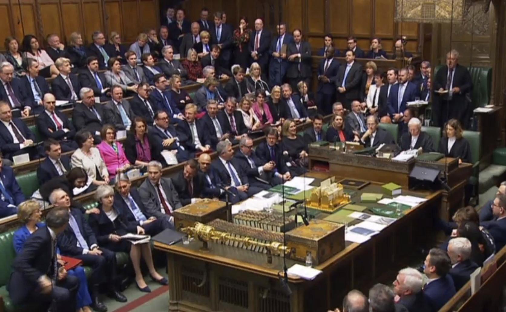 Brexit: Westminster boccia accordo May