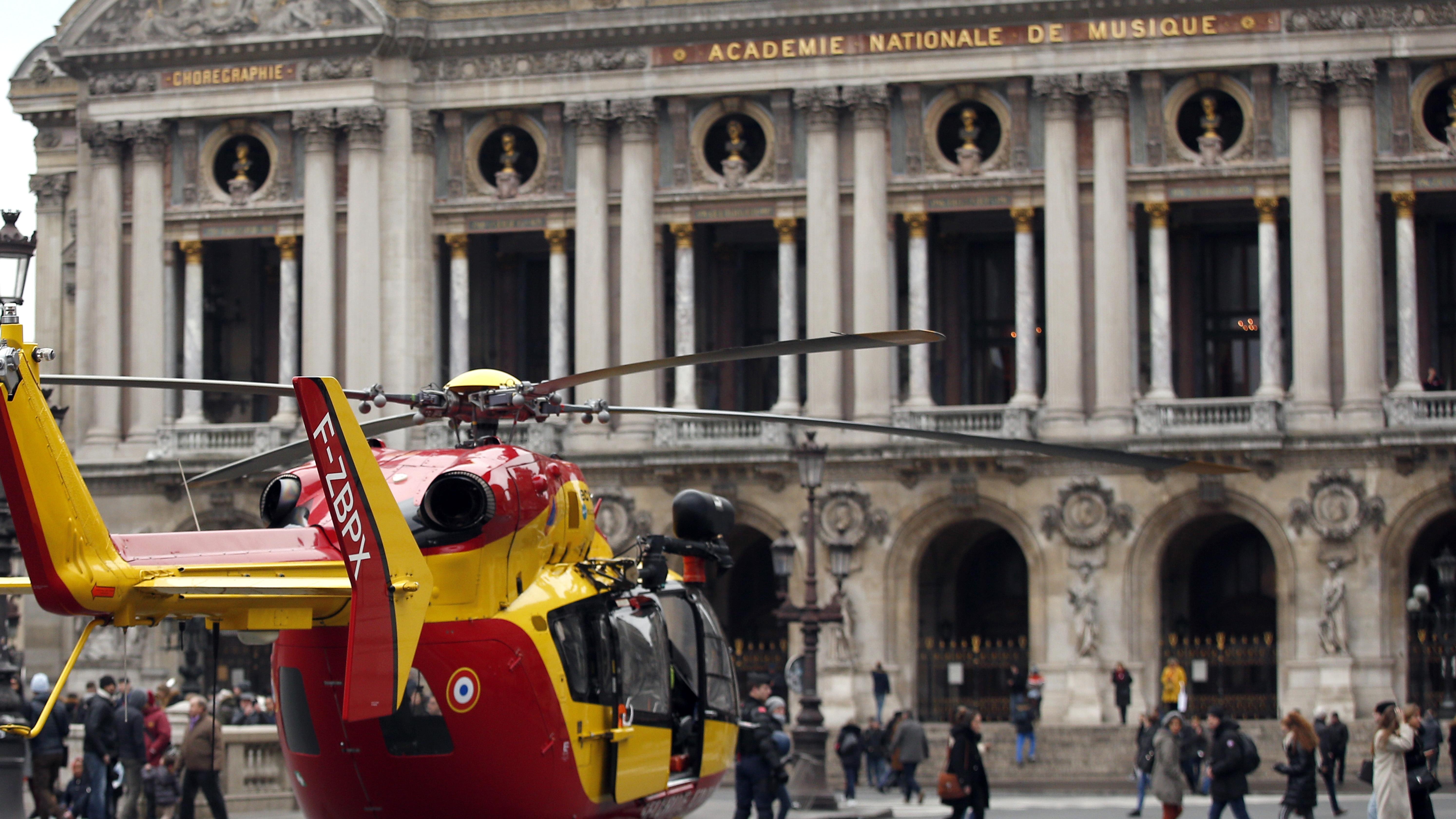 Parigi: 4 morti nell'esplosione