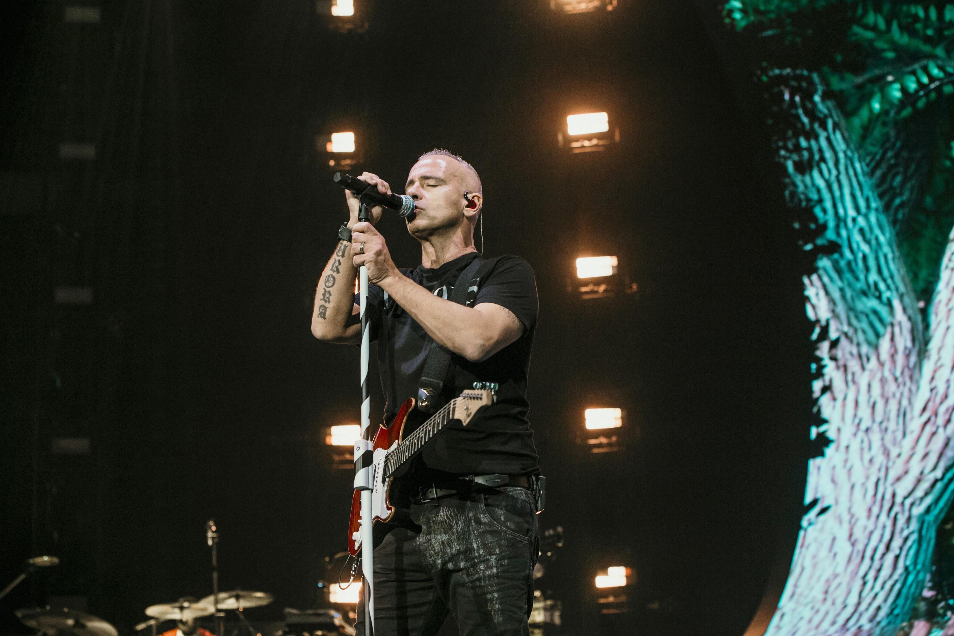 Ramazzotti, nel mondo con circo musicale