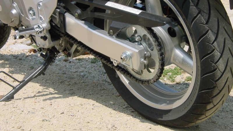 Pulire catena moto Pulire catena moto