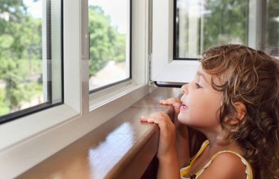 Finestre in pvc, vetro, alluminio: come scegliere gli infissi migliori? Quali sono le migliori finestre in pvc