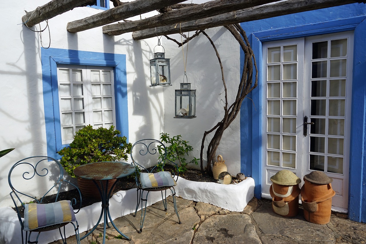 Come arredare la casa al mare con gusto e spendendo poco? Arredare casa con materiali di recupero