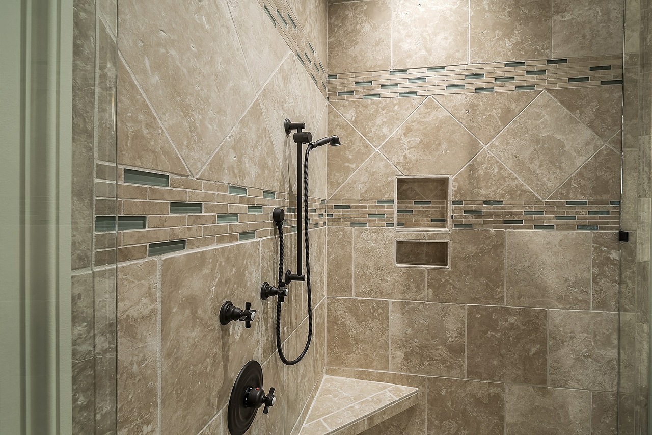 Come pulire le piastrelle del bagno da muffa e calcare? Muffa come pulirla