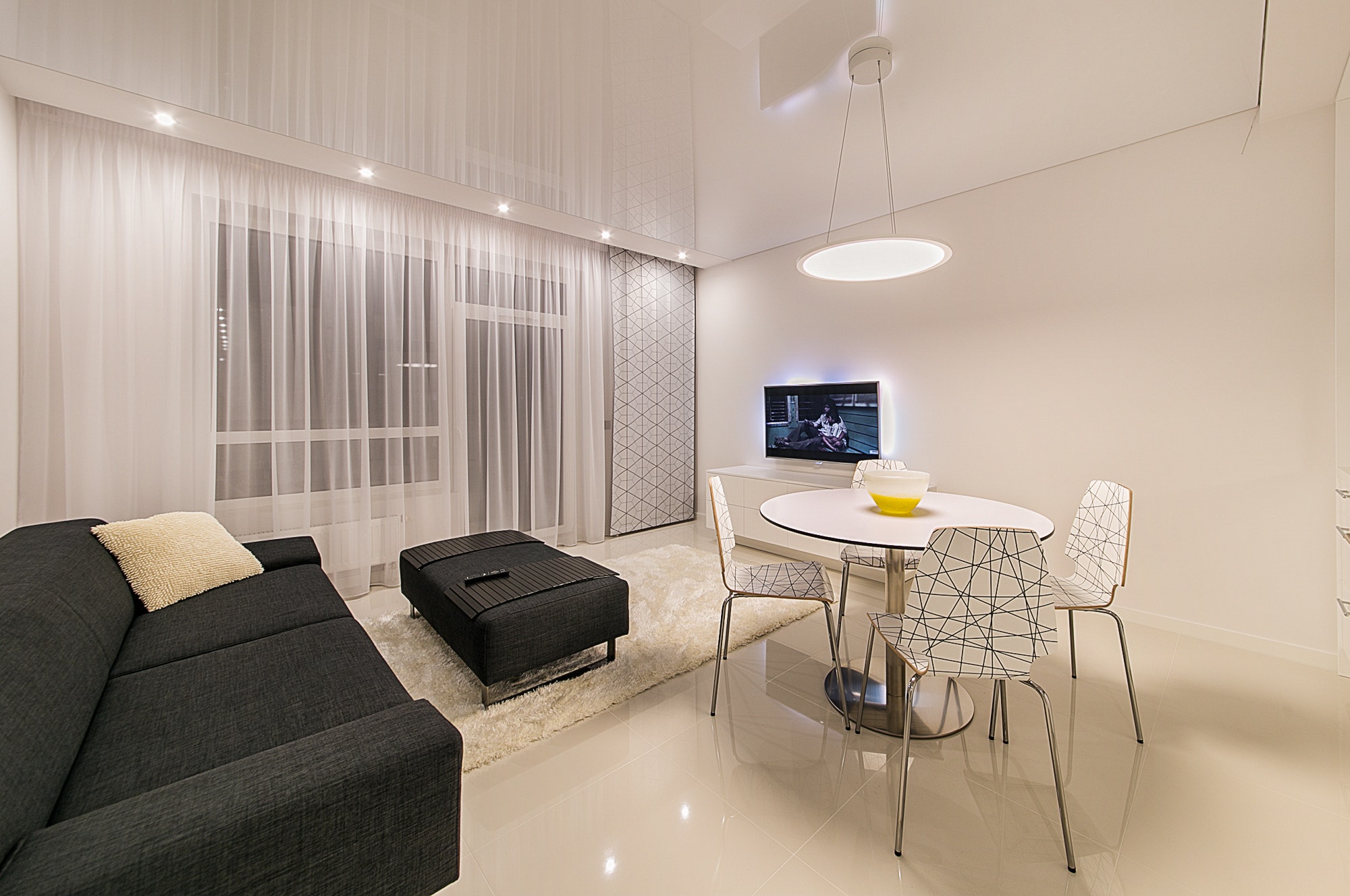 Come appendere la TV al muro? Consigli pratici