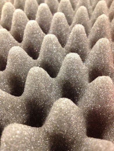 Materiali fonoassorbenti: quali i migliori per isolare una stanza? Miglior materiale per isolamento acustico