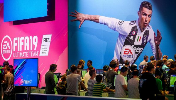 FIFA 19, la recensione: lo spirito classico di un grande successo FIFA 19, la recensione: lo spirito classico di un grande successo