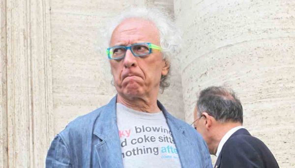 “La feccia è sempre esistita” querelati Mughini e Cruciani “La feccia è sempre esistita” querelati Mughini e Cruciani