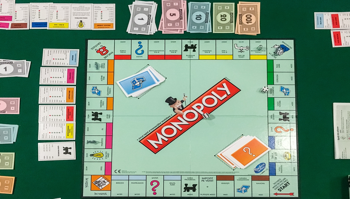 Monopoly In Versione Fortnite Arriva In Italia Ecco Come E Fatto - monopoly in versione fortnite arriva in italia ecco come e fatto virgilio sport
