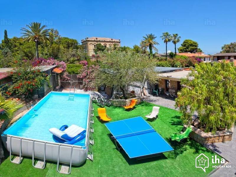 Piscine fuori terra e seminterrate: caratteristiche e prezzi ... Costo piscina interrata da giardino