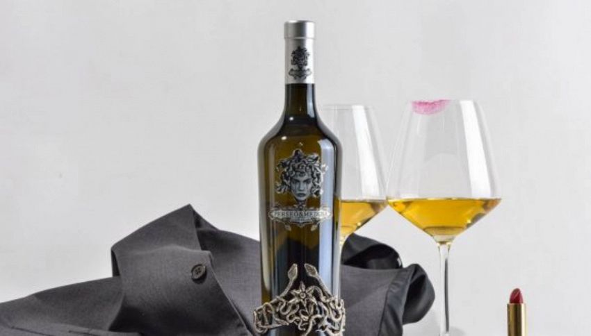 Esiste un vino da 300 mila euro a bottiglia, prodotto in italia ... Come si chiama la raccolta di vini pregiati