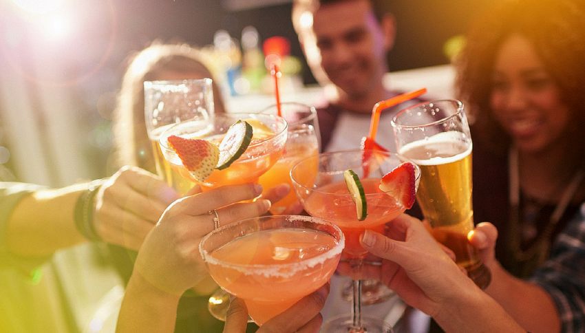 Gli effetti sorprendenti dell'alcol sulle lingue straniere