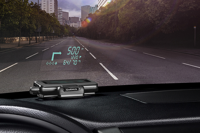 Vuoi scoprire come trasformare la tua auto in una smart car? Premi sull'immagine