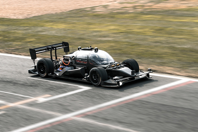 Premi sull'immagine per scoprire come è andata la prima gare delle Roborace
