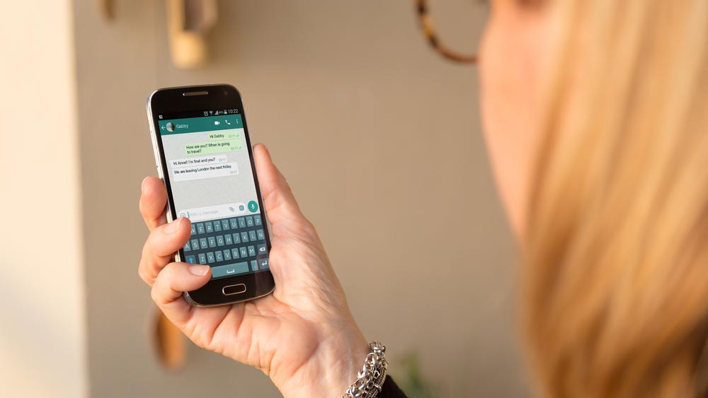 Gruppi WhatsApp, arrivano le risposte private